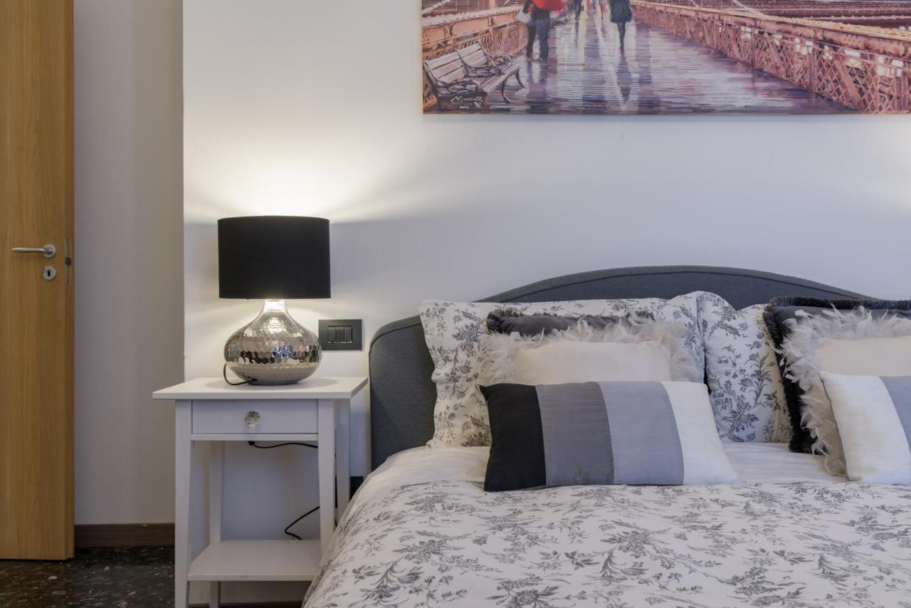 Residenza Filippini Apartment Verona Bagian luar foto