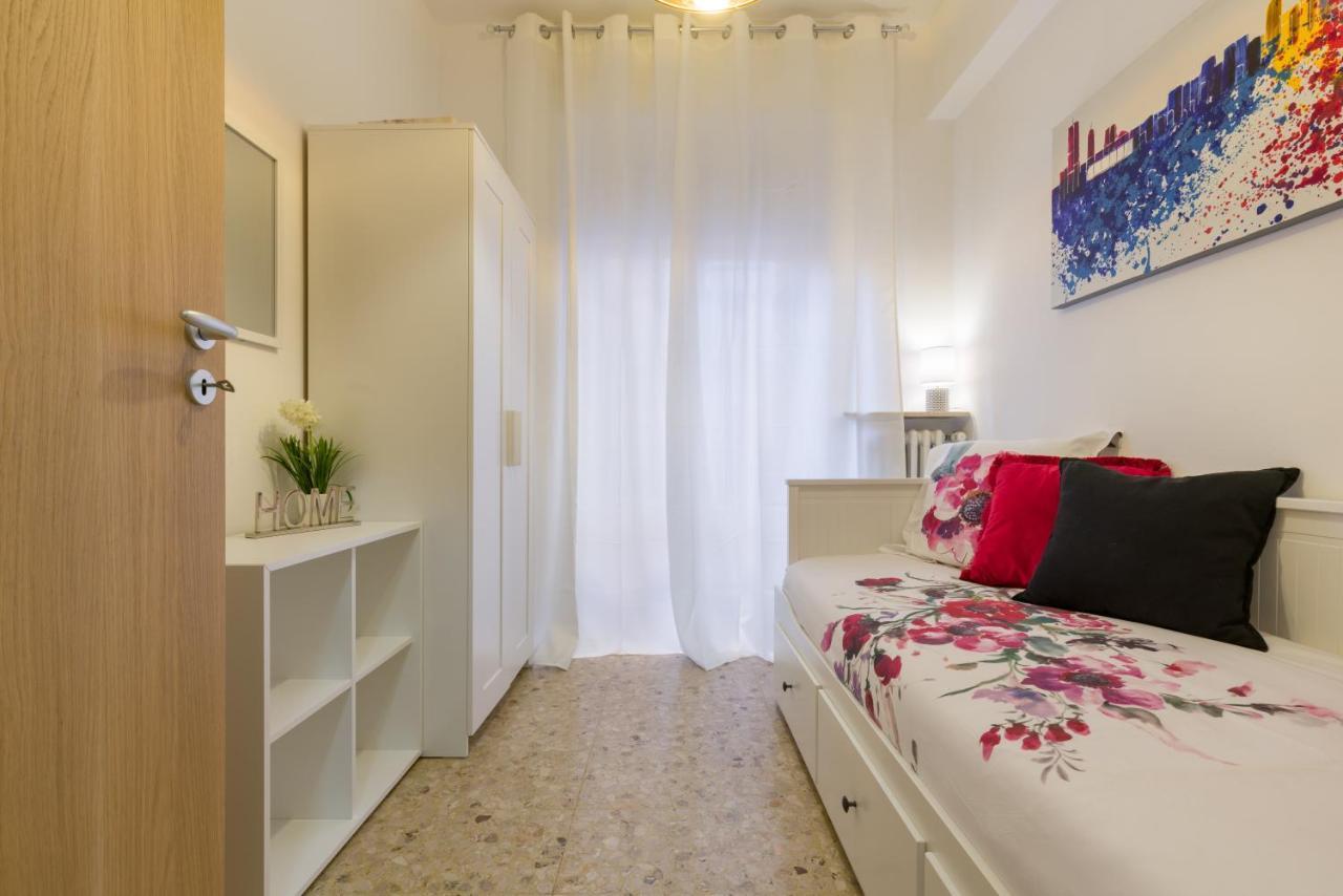 Residenza Filippini Apartment Verona Bagian luar foto